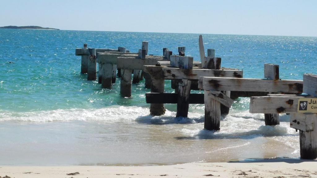 Cottage 55 - Topspot Cottages Jurien Bay Bagian luar foto