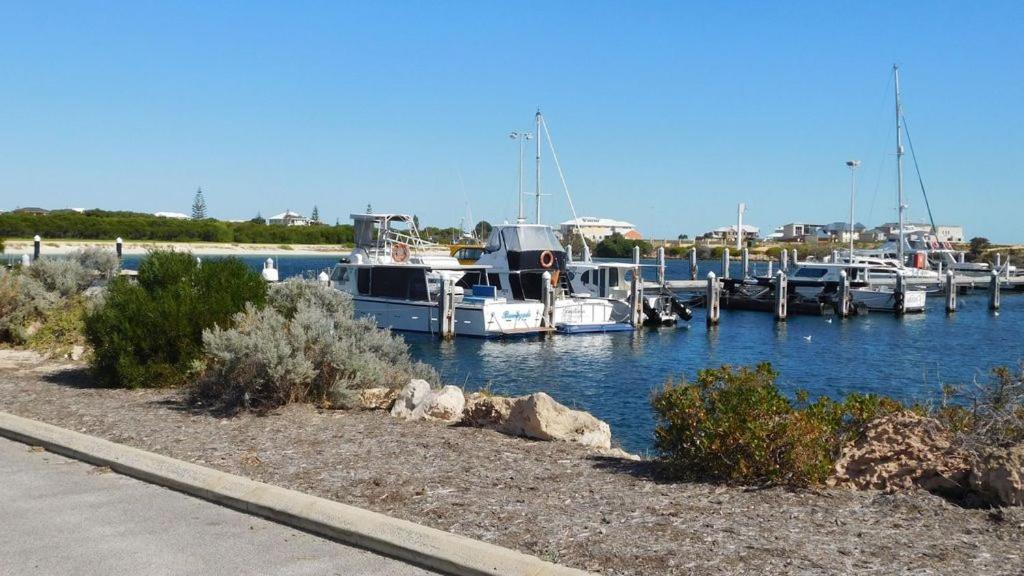 Cottage 55 - Topspot Cottages Jurien Bay Bagian luar foto